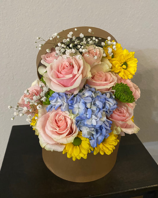 Bloom Delight – Personalized Floral Box